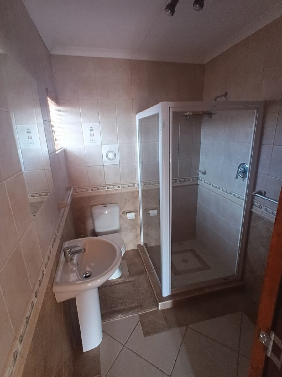 To Let 3 Bedroom Property for Rent in Dana Bay Western Cape